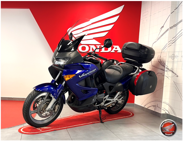 HONDA VARADERO 1000 - ONET LE CHATEAU