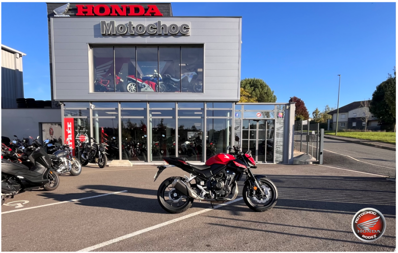 HONDA HORNET 500 - ONET LE CHATEAU
