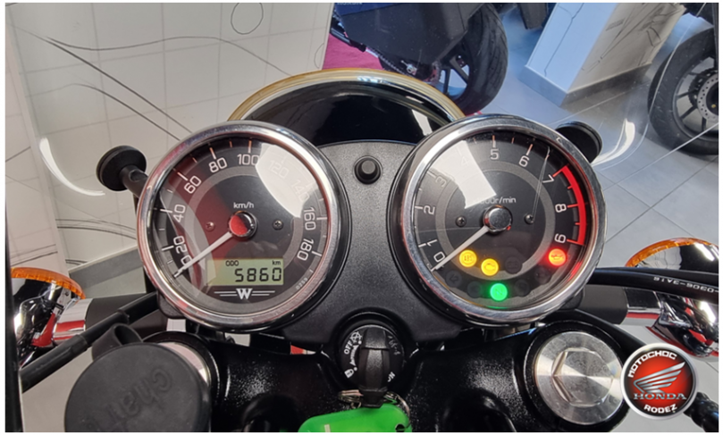 KAWASAKI W 800 - ONET LE CHATEAU