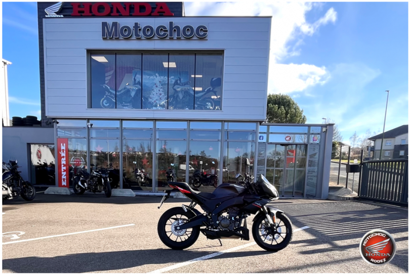 APRILIA TUONO 125 - ONET LE CHATEAU