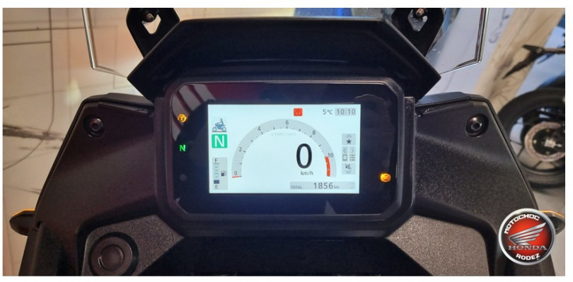 HONDA TRANSALP 750 - ONET LE CHATEAU