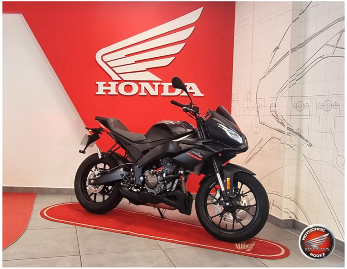 APRILIA TUONO 125 - ONET LE CHATEAU
