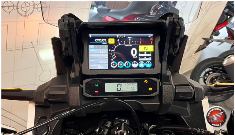 HONDA AFRICA TWIN 1100 ADVENTURE SPORT DCT SE - ONET LE CHATEAU