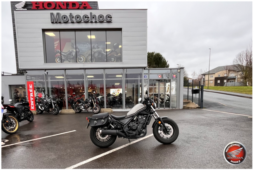 HONDA REBEL 500 - ONET LE CHATEAU