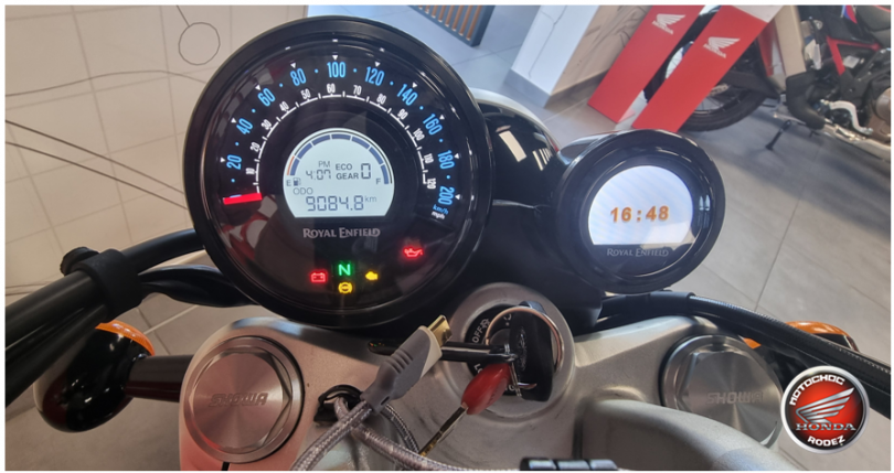 ROYAL ENFIELD SUPER METEOR 650 - ONET LE CHATEAU