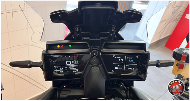 YAMAHA TRACER 9 GT - ONET LE CHATEAU