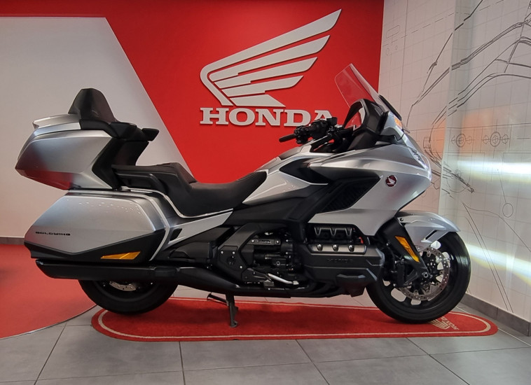 HONDA GOLDWING 1800 DCT - ONET LE CHATEAU