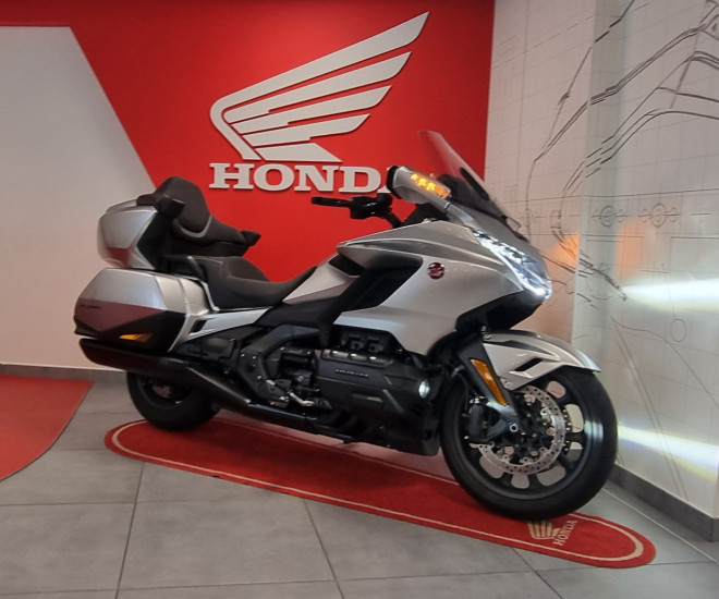 HONDA GOLDWING 1800 DCT - ONET LE CHATEAU