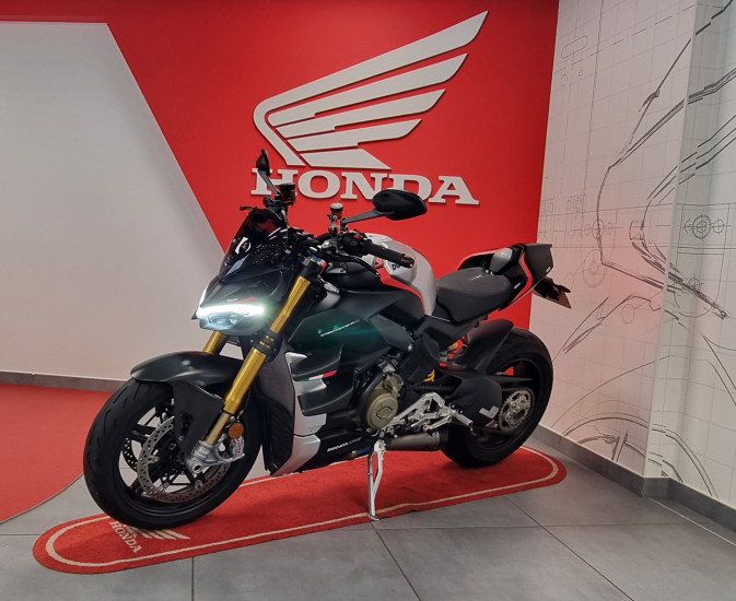DUCATI STREETFIGHTER V4 SP - ONET LE CHATEAU
