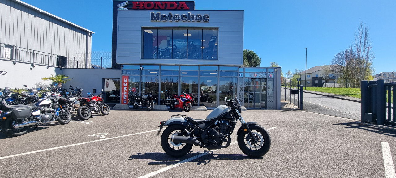 HONDA REBEL 500 MOTOCHOC  ONET LE CHATEAU 