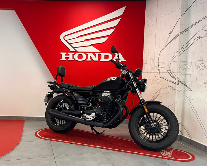 MOTO GUZZI V9 BOBBER - ONET LE CHATEAU