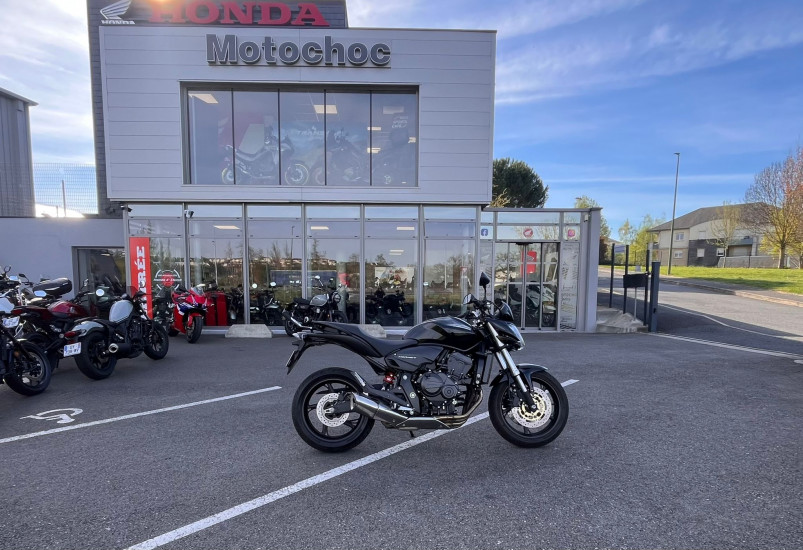 HONDA CB600F - ONET LE CHATEAU